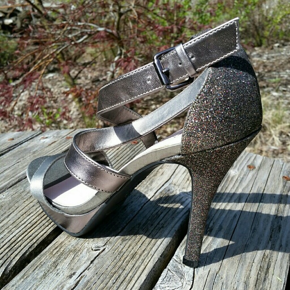 Fioni Night Silver Glitter Heels US 7.5 - Picture 4 of 6